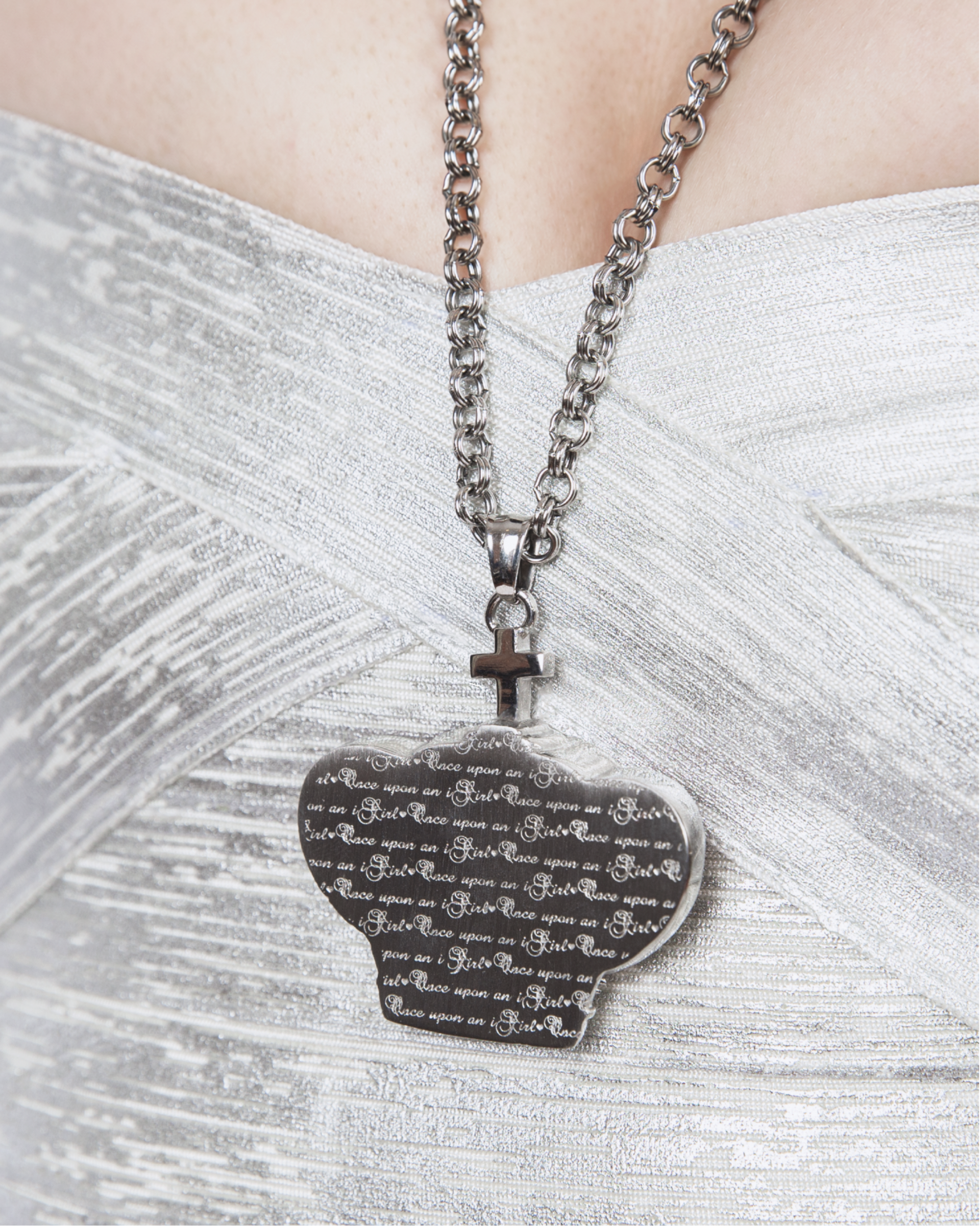 Fable Pendant